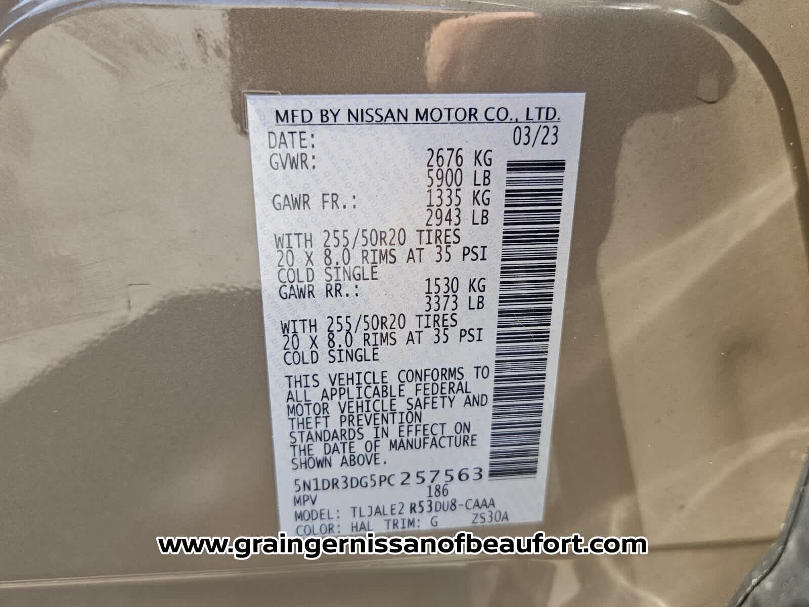 2023 Nissan Pathfinder Platinum