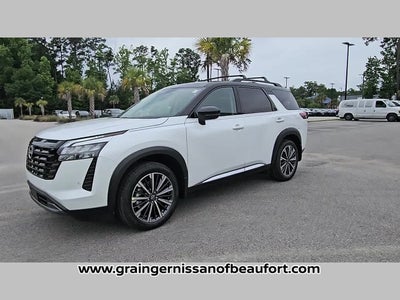 2026 Nissan Pathfinder Platinum