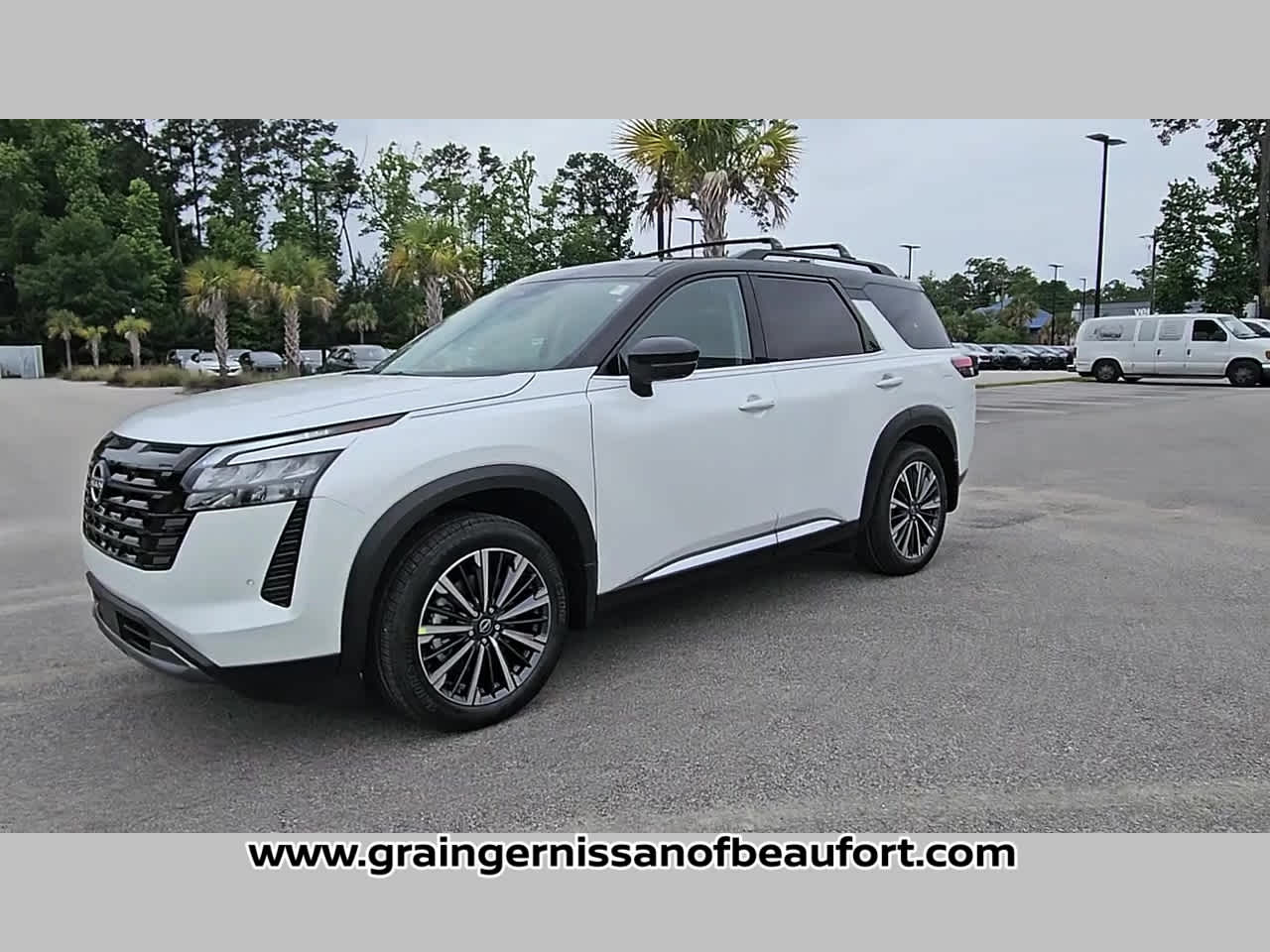 2026 Nissan Pathfinder Platinum