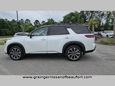 2026 Nissan Pathfinder Platinum
