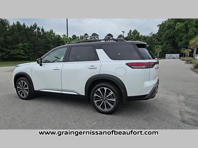 2026 Nissan Pathfinder Platinum