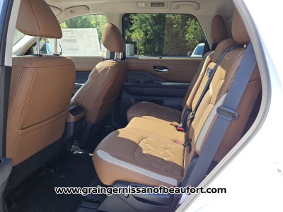 2026 Nissan Pathfinder Platinum