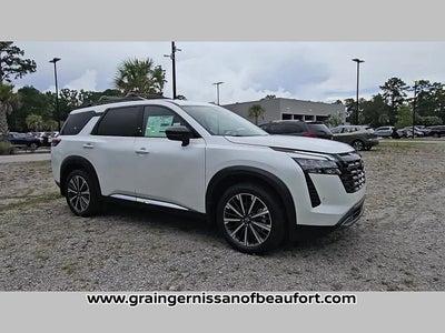 2026 Nissan Pathfinder Platinum
