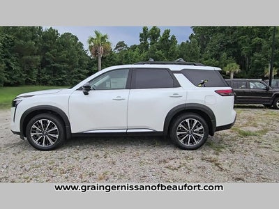 2026 Nissan Pathfinder Platinum