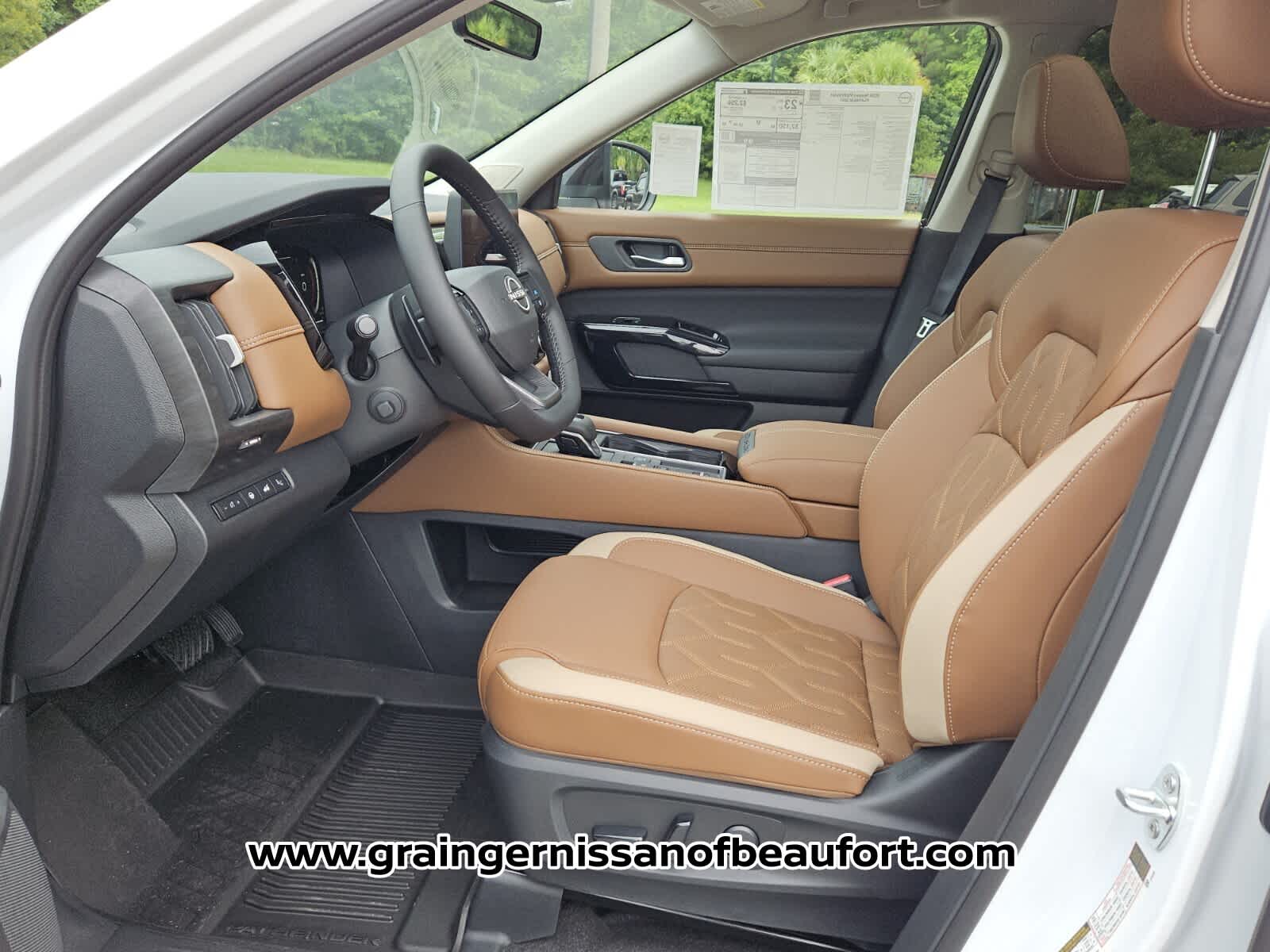 2026 Nissan Pathfinder Platinum