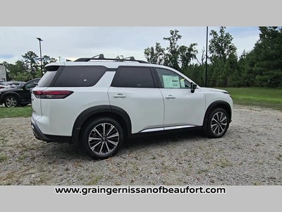 2026 Nissan Pathfinder Platinum