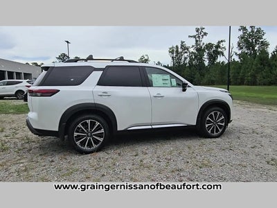 2026 Nissan Pathfinder Platinum