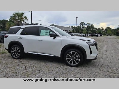 2026 Nissan Pathfinder Platinum