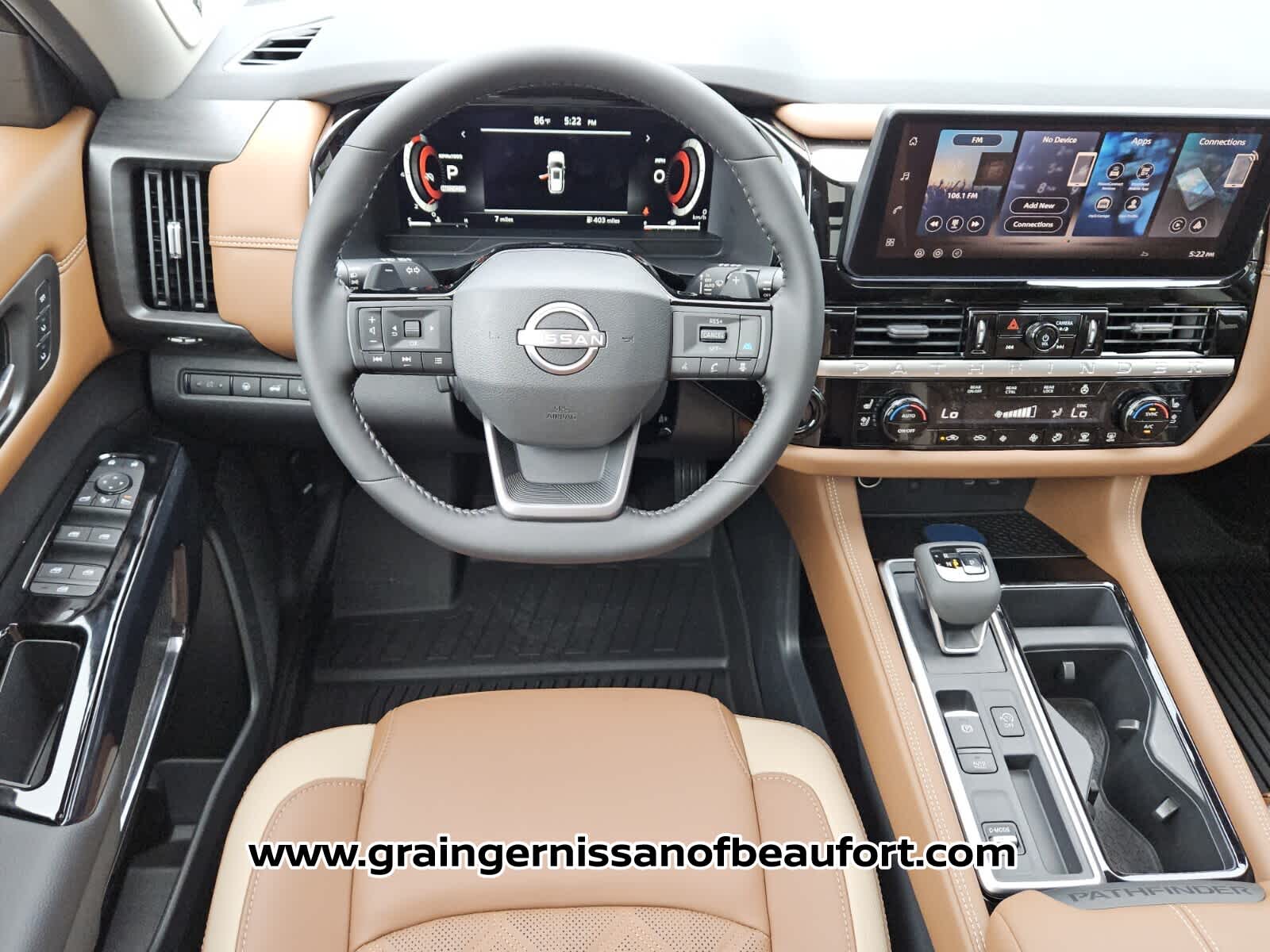 2026 Nissan Pathfinder Platinum