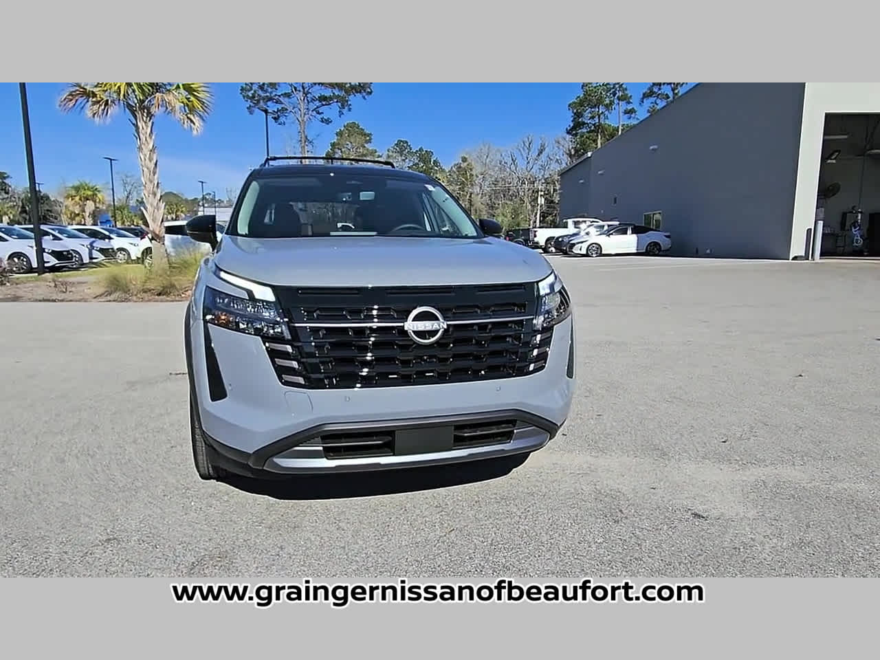 2026 Nissan Pathfinder Platinum