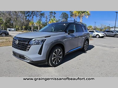 2026 Nissan Pathfinder Platinum