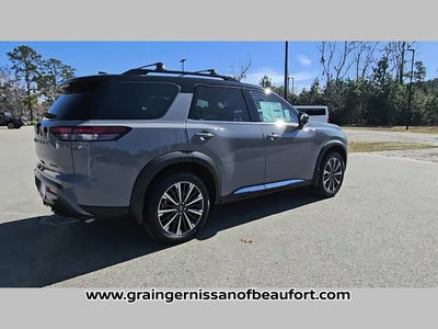 2026 Nissan Pathfinder Platinum