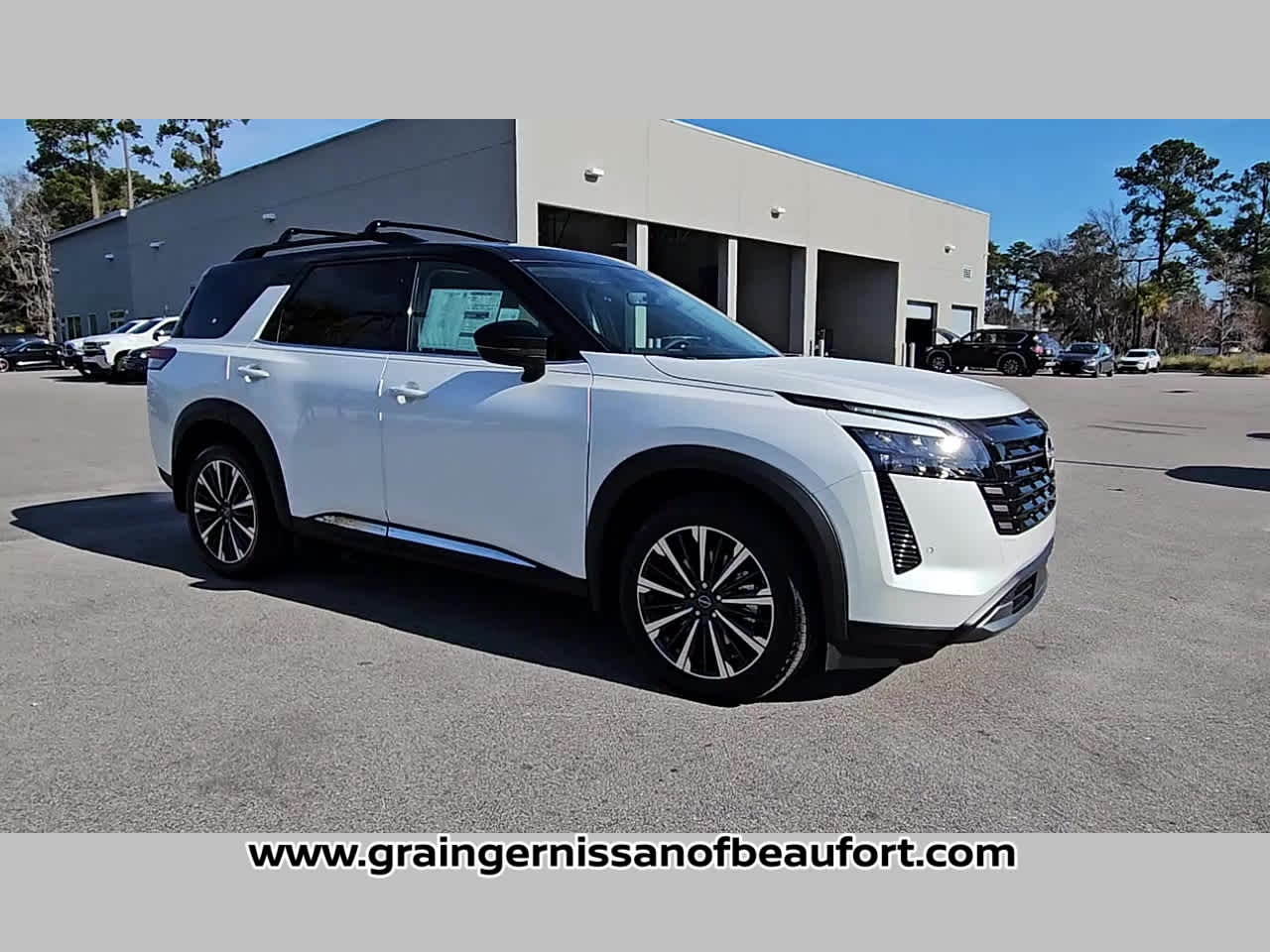 2026 Nissan Pathfinder Platinum