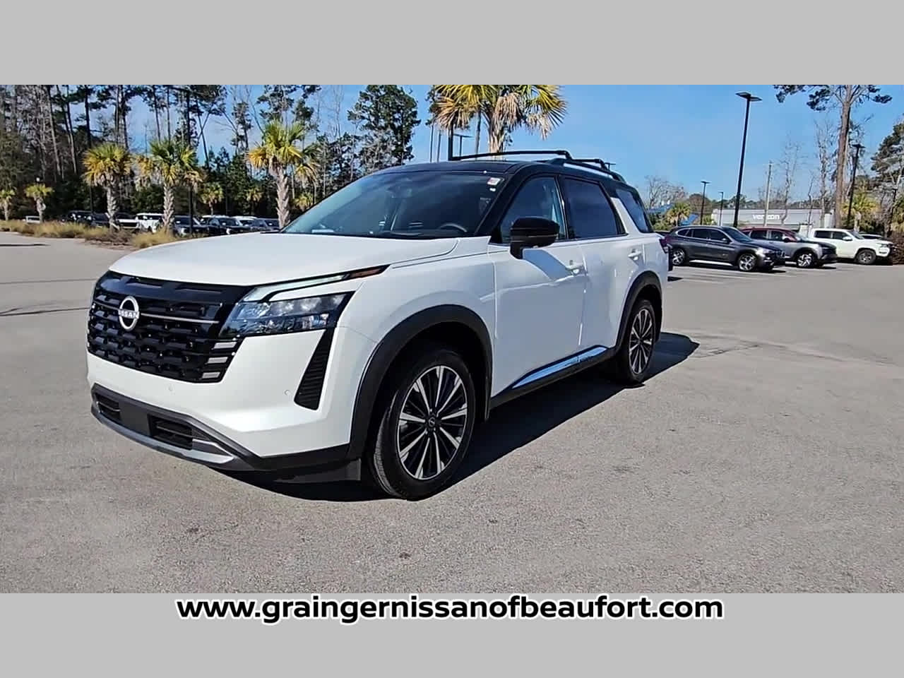 2026 Nissan Pathfinder Platinum