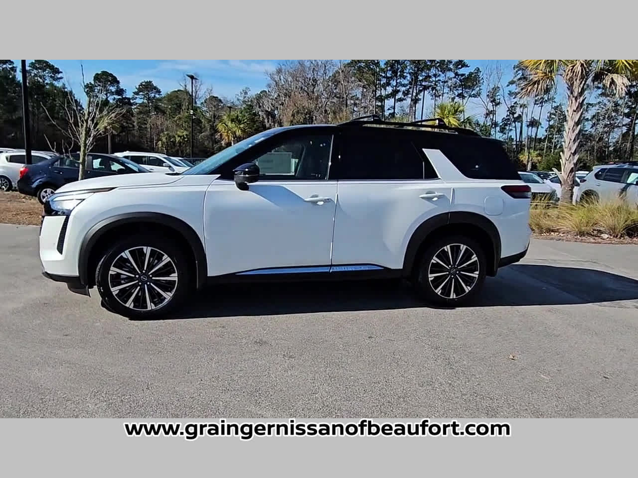 2026 Nissan Pathfinder Platinum