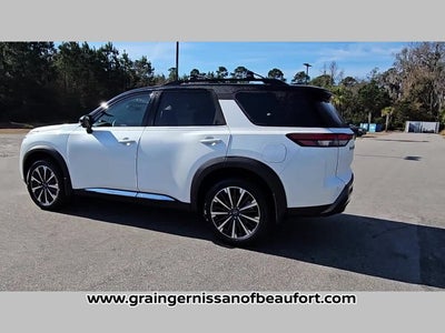 2026 Nissan Pathfinder Platinum