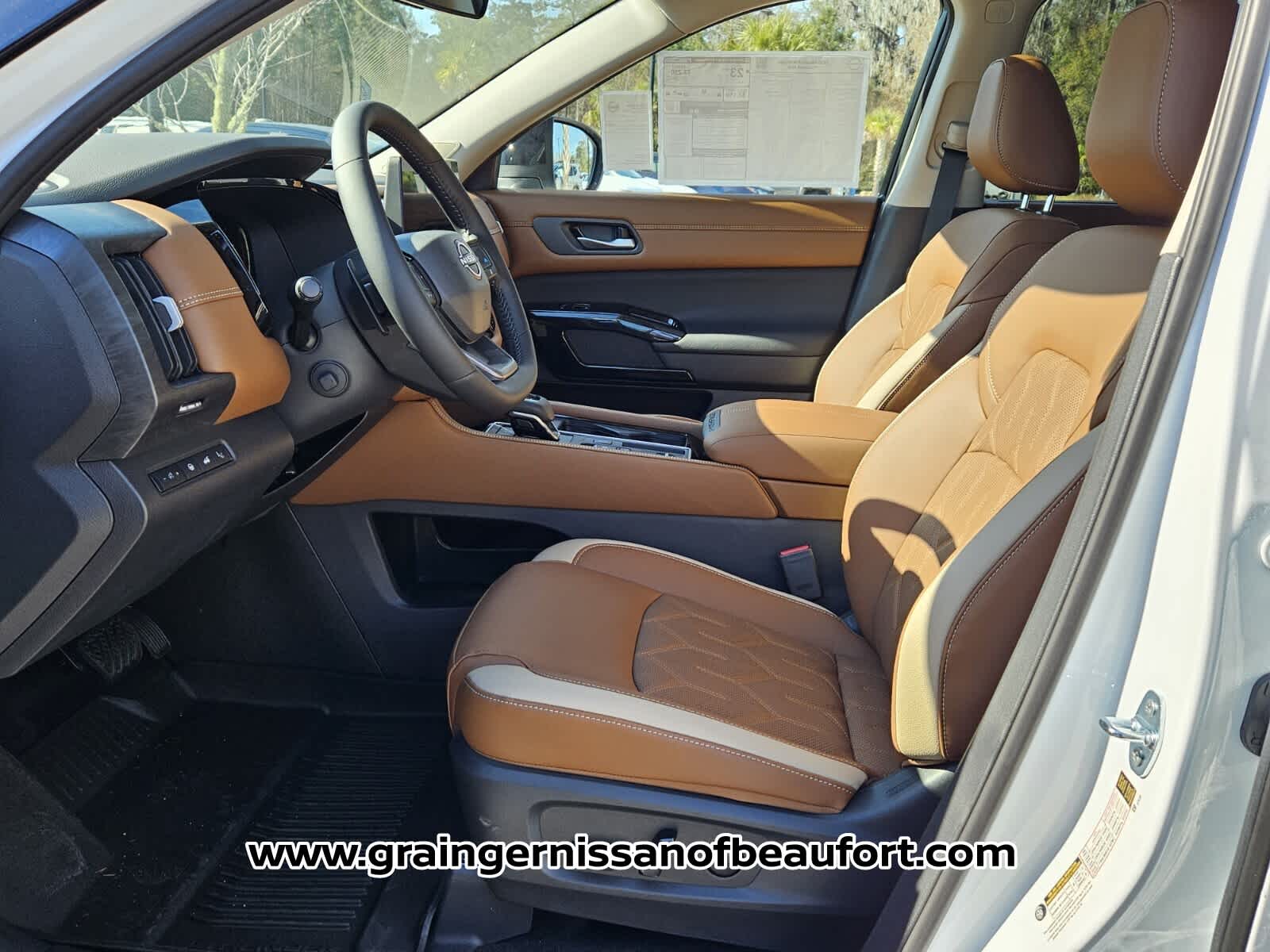 2026 Nissan Pathfinder Platinum