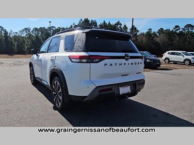 2026 Nissan Pathfinder Platinum