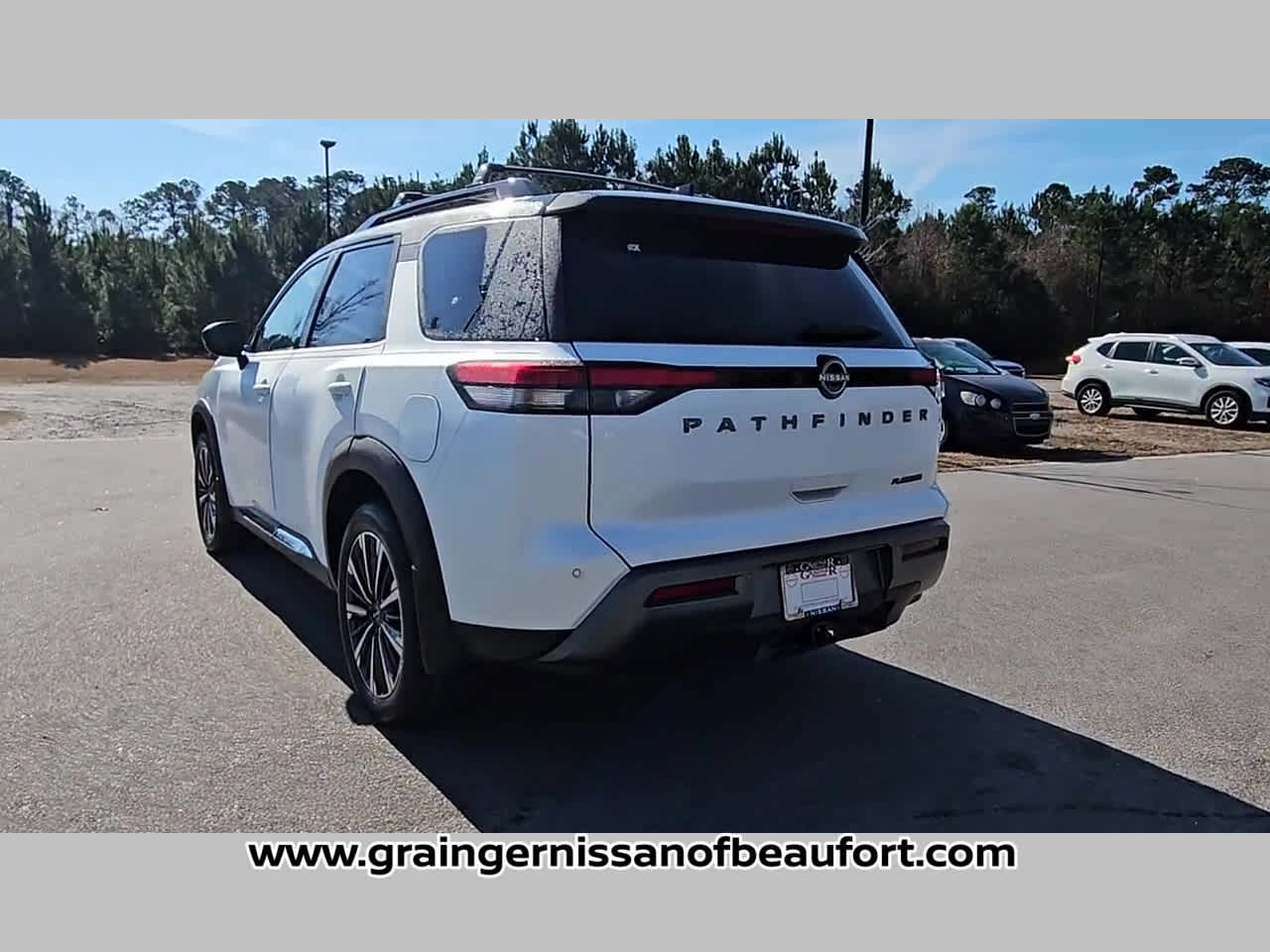 2026 Nissan Pathfinder Platinum