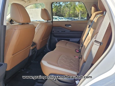 2026 Nissan Pathfinder Platinum