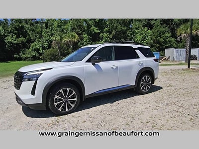 2026 Nissan Pathfinder Platinum