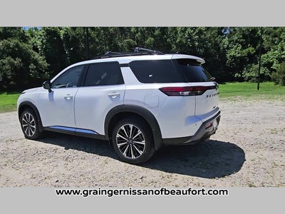 2026 Nissan Pathfinder Platinum