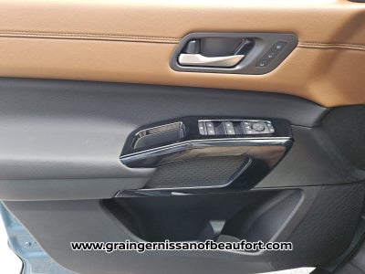 2026 Nissan Pathfinder Platinum