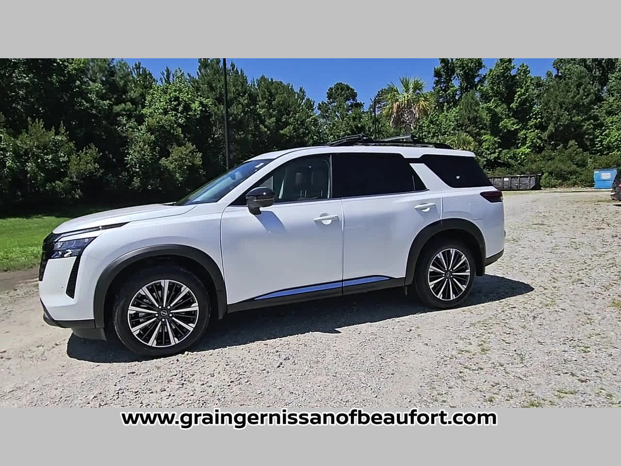 2026 Nissan Pathfinder Platinum