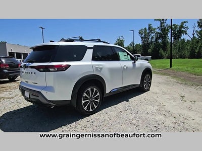 2026 Nissan Pathfinder Platinum