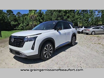 2026 Nissan Pathfinder Platinum