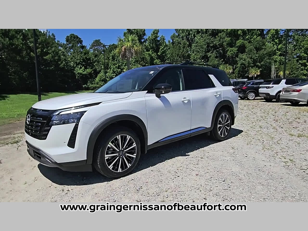 2026 Nissan Pathfinder Platinum