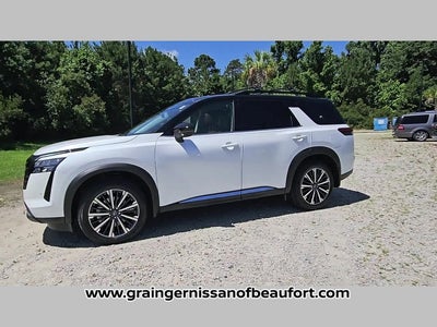 2026 Nissan Pathfinder Platinum
