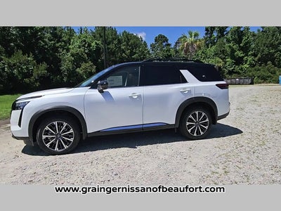 2026 Nissan Pathfinder Platinum