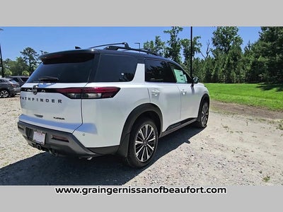 2026 Nissan Pathfinder Platinum