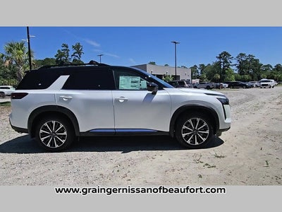 2026 Nissan Pathfinder Platinum