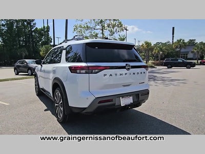 2026 Nissan Pathfinder Platinum