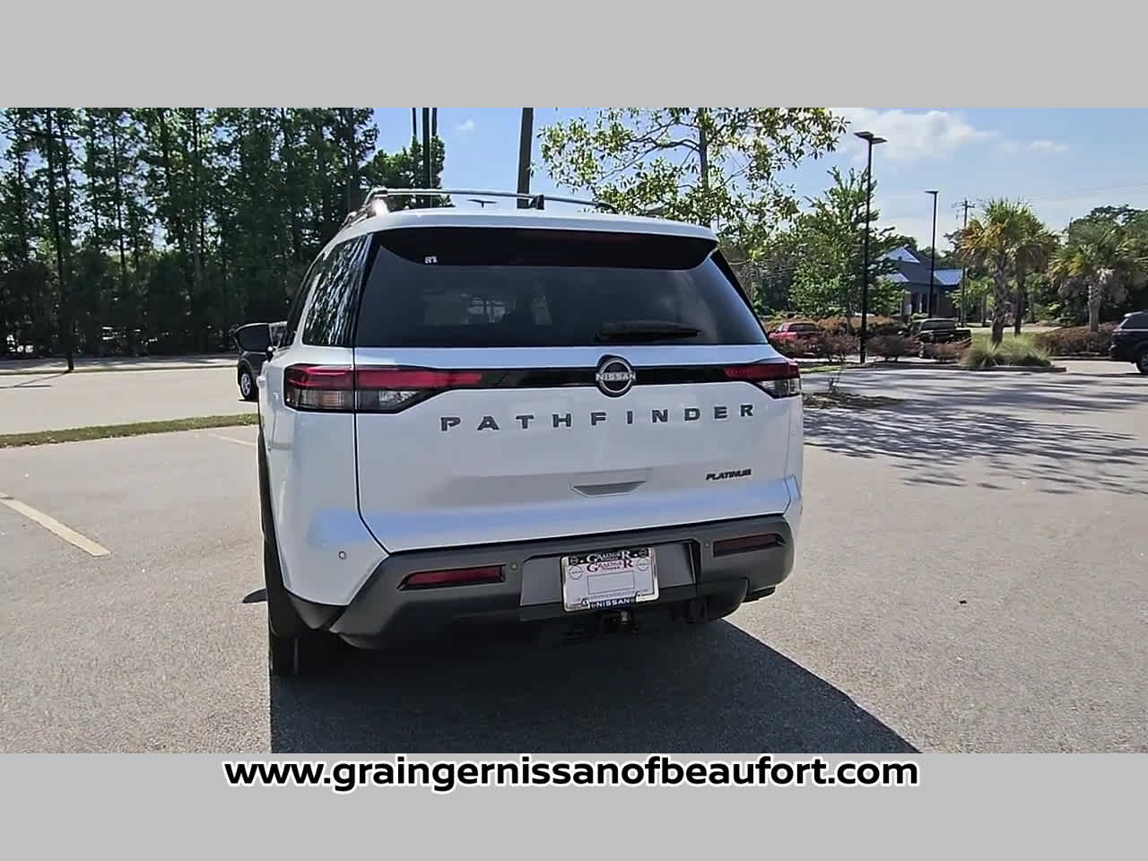 2026 Nissan Pathfinder Platinum