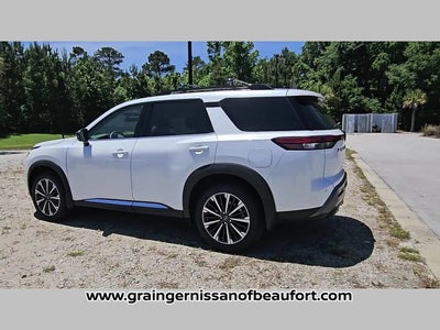 2026 Nissan Pathfinder Platinum