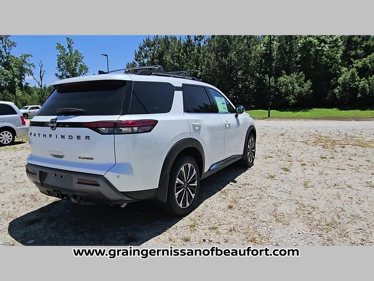 2026 Nissan Pathfinder Platinum