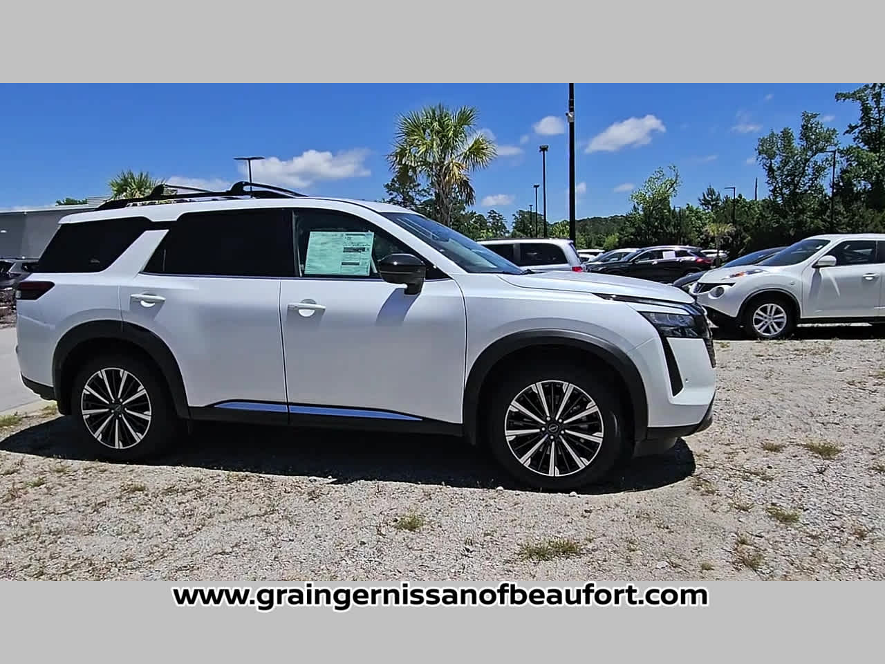 2026 Nissan Pathfinder Platinum