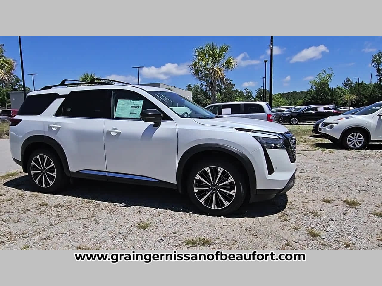 2026 Nissan Pathfinder Platinum