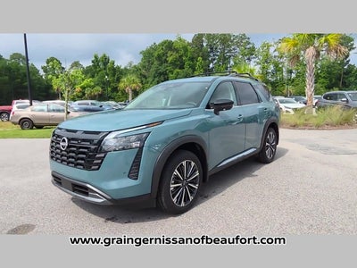 2026 Nissan Pathfinder Platinum