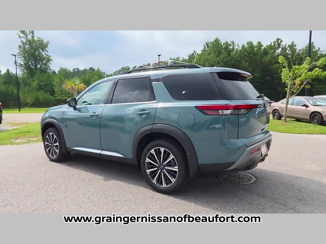 2026 Nissan Pathfinder Platinum