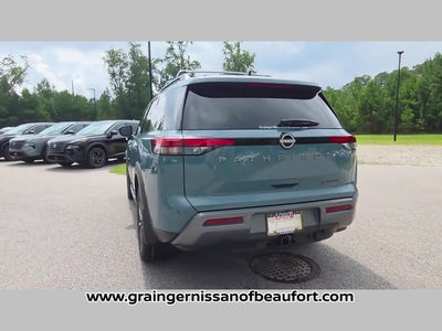 2026 Nissan Pathfinder Platinum