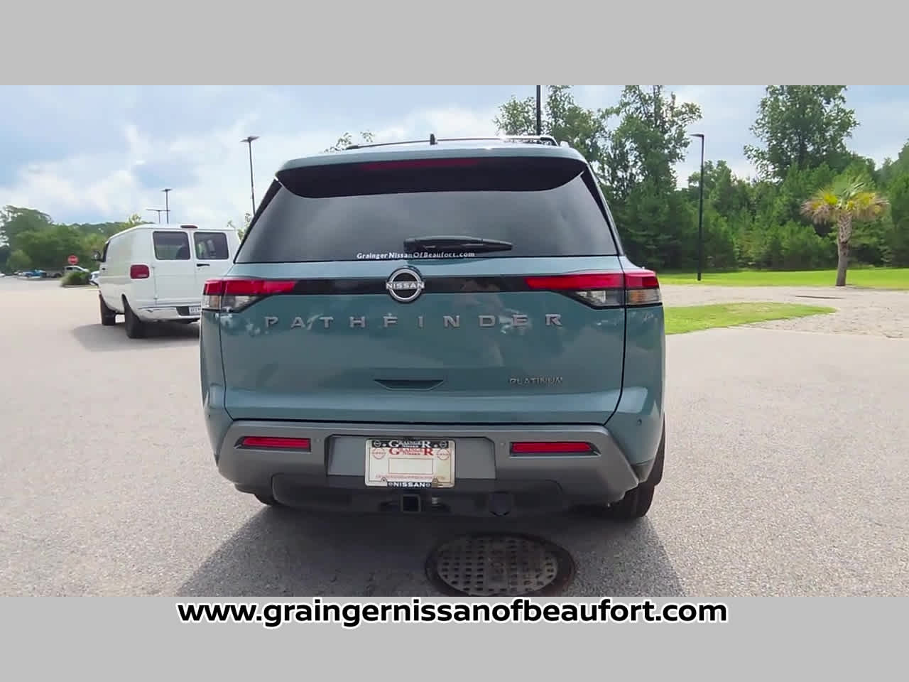 2026 Nissan Pathfinder Platinum