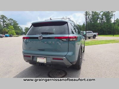 2026 Nissan Pathfinder Platinum