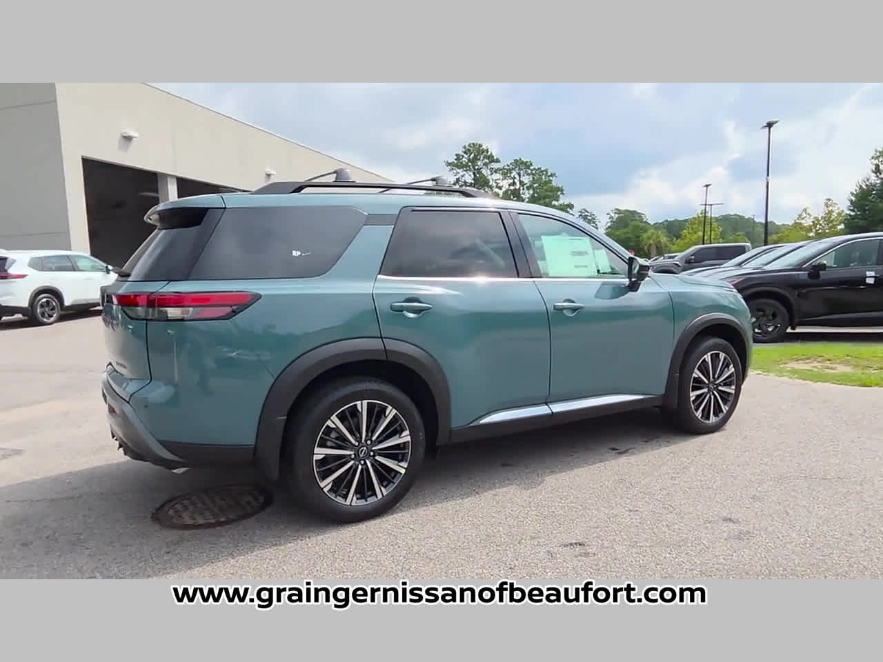2026 Nissan Pathfinder Platinum