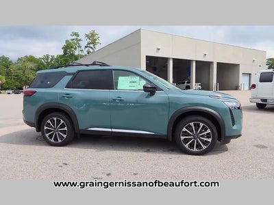 2026 Nissan Pathfinder Platinum