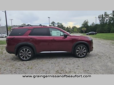 2026 Nissan Pathfinder Platinum