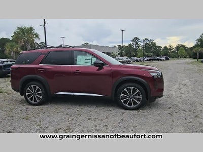 2026 Nissan Pathfinder Platinum